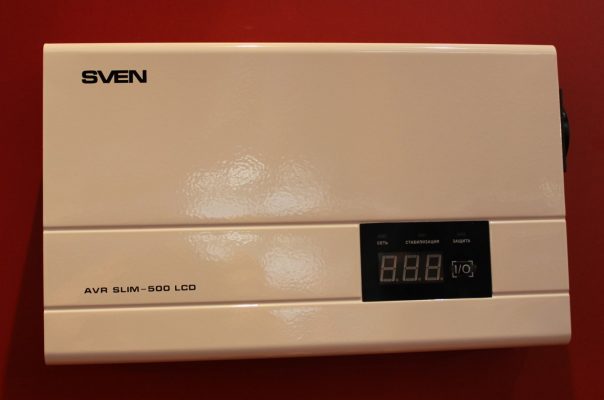 Стабилизатор напряжения Sven AVR Slim - 500 LCD