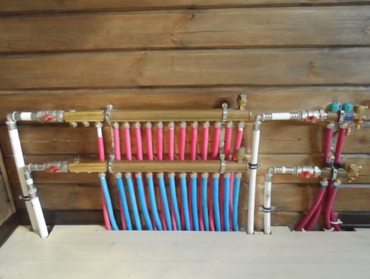 Труба гофрированная ПП красная (синяя)26/32 